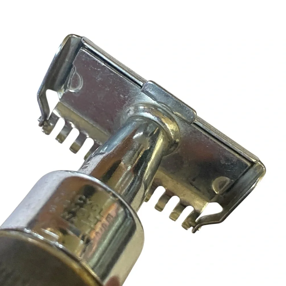 Vintage 1930s TARK Electric Safety Razor with Cord 30s World's Fair Rothschild